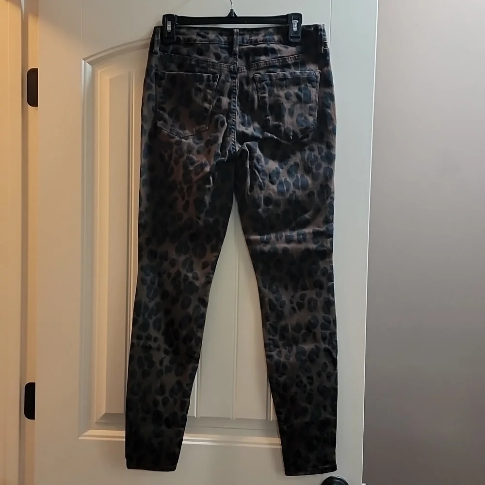 Jessica Simpson Leopard Jeans - Picture 4 of 7